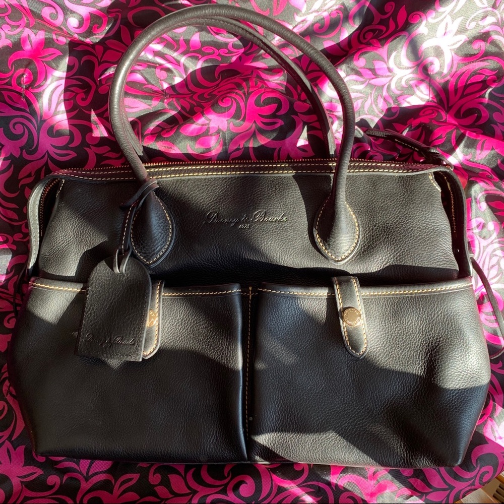 *New with out Tags* Dooney & Bourke Large Purse